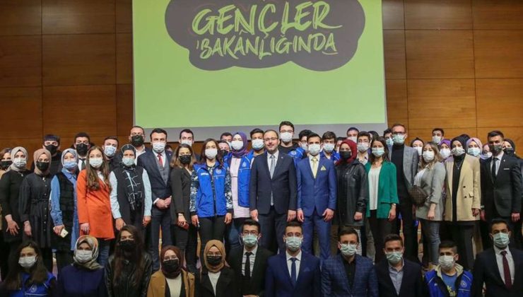 Burs ve kredi ödemeleri başladı