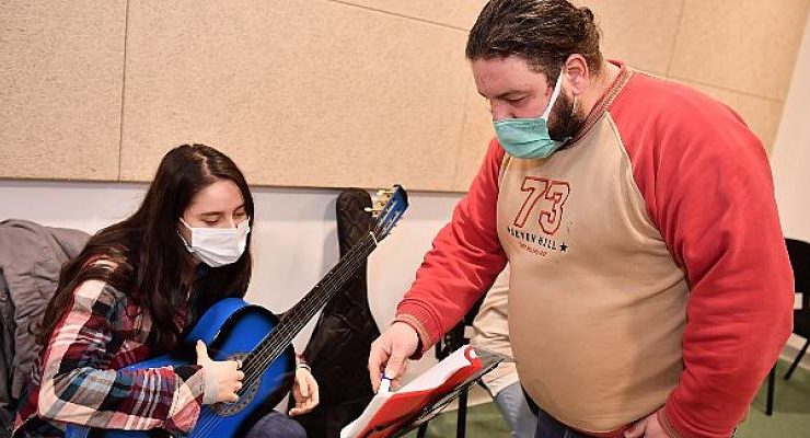 Beylikdüzü Akademi Gitar Orkestrası Çalışmalarına Başladı