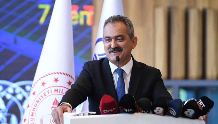 Bakan Özer: En güvenli ortamlar okullardır