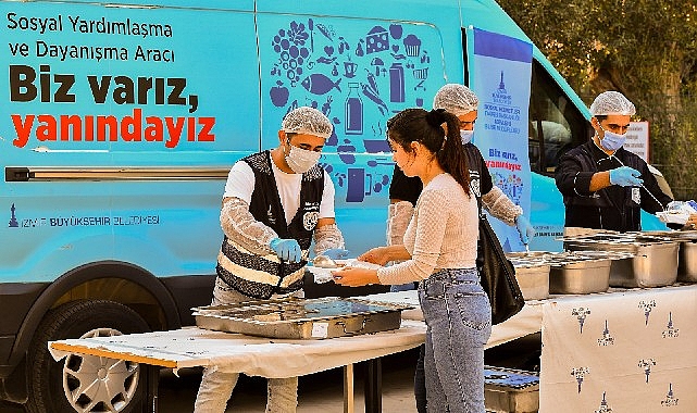 İzmir'de üniversite öğrencileri yine unutulmadı