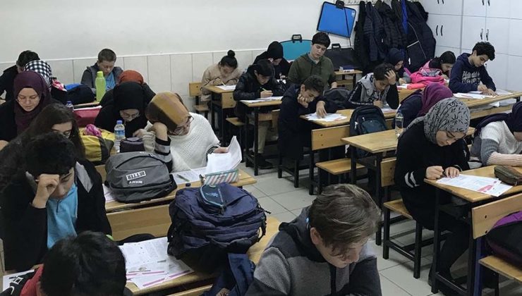 Ara tatil sona erdi, 20 milyon öğrenci ders başı yaptı