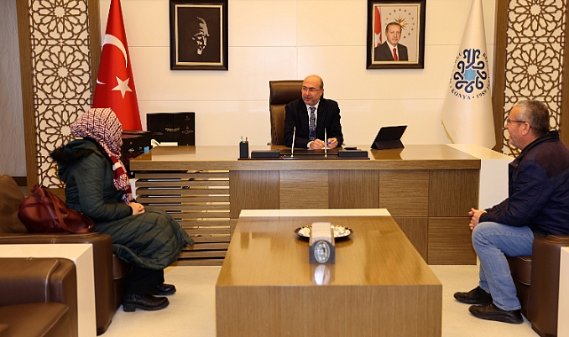 Selçuklu Belediye Başkanı Ahmet Pekyatırmacı, gelenek haline getirdiği “Halk Günü" buluşmaları kapsamında ilçe sakinleriyle birebir görüştü.