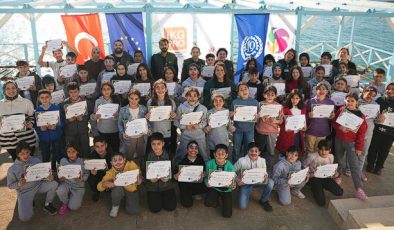 Şanlıurfa ve Diyarbakır’dan gelen çocuklar, Mersin’de denizle ve eğlenceyle buluştu