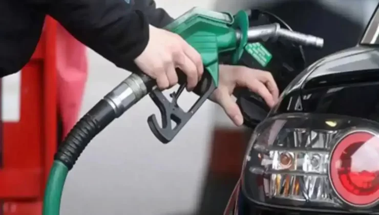 Motorinin litre fiyatına indirim yapılması bekleniyor