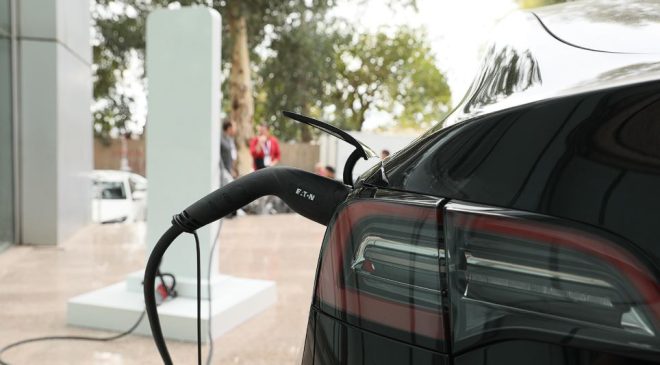Sıcaklar, elektrikli araçları zorluyor, bu 6 önlemle menzilinizi koruyun