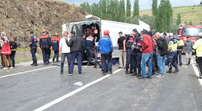 Tatil boyunca kazalarda yaşamını yitirenlerin sayısı 32’ye yükseldi