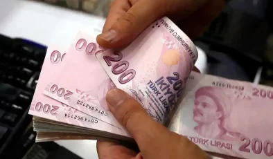 Yaşlı ve engelli aylıkları hesaplara yatırıldı