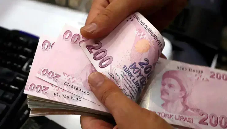 Yaşlı ve engelli aylıkları hesaplara yatırıldı