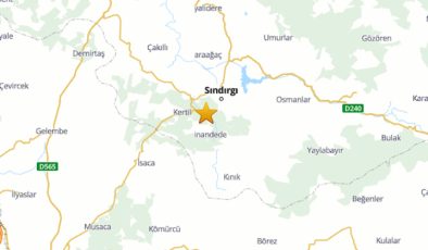 Balıkesir Sındırgı sallanmaya devam ediyor
