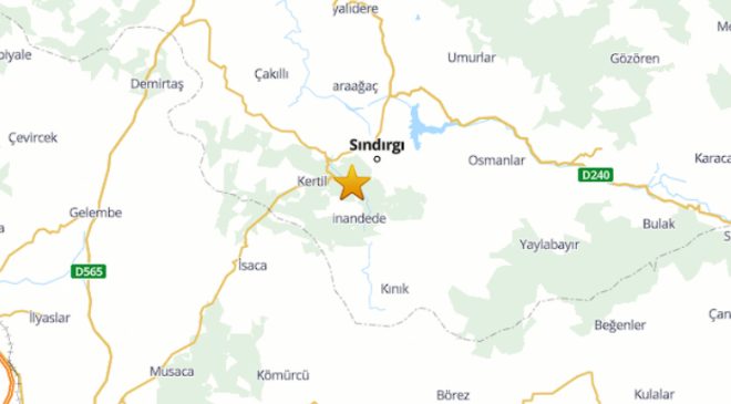 Balıkesir Sındırgı sallanmaya devam ediyor