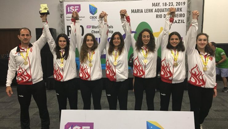 Dünya Şampiyonu Defne Kurt öğrencilerle bir araya geliyor