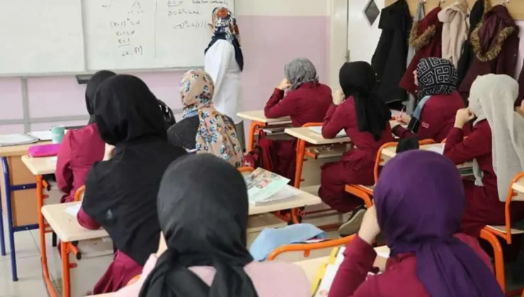 Sözleşmeli öğretmen ataması için tercih başvuruları bugün başlıyor