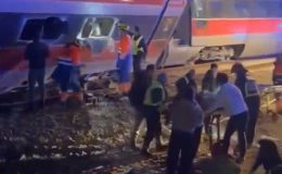 Kurtuba yakınlarında iki tren raydan çıktı, 10 ölü, 25 yaralı