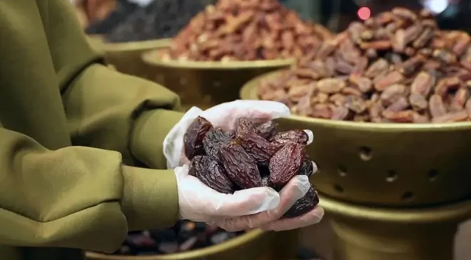 Ramazan öncesi hurma fiyatları açıklandı: Kilosu 190 TL’den başlıyor
